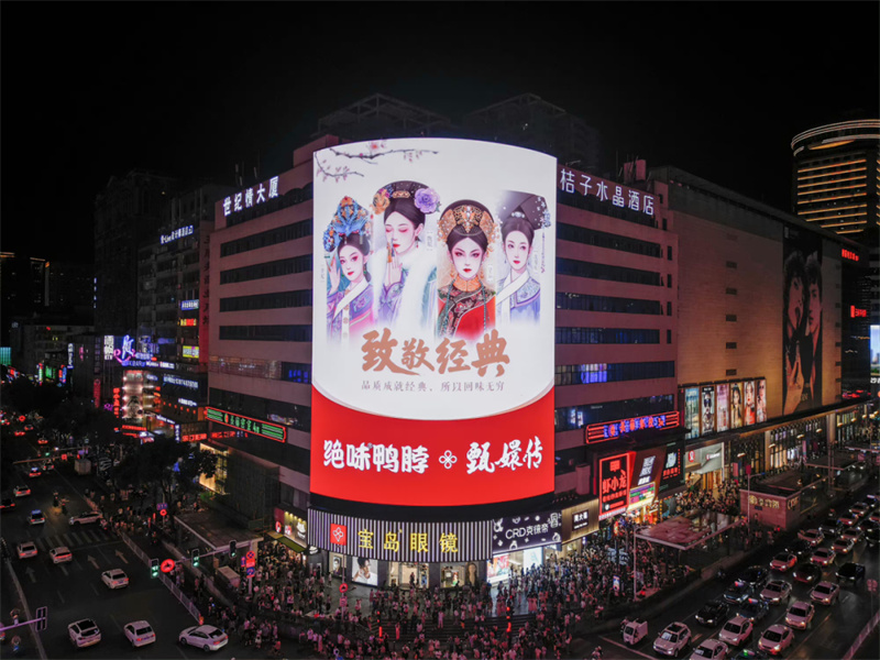 知名小食品牌借戶外媒體銷量暴漲，咋干的？